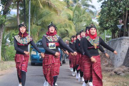 Gerak Jalan Indah Dalam Rangka Memeriah Hari Jadi Desa Sama Guna Ke-3